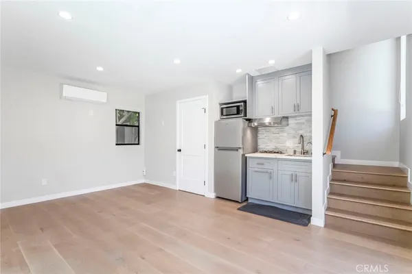 $9,500 | 1444 Stearns Drive, Los Angeles, CA 90035
