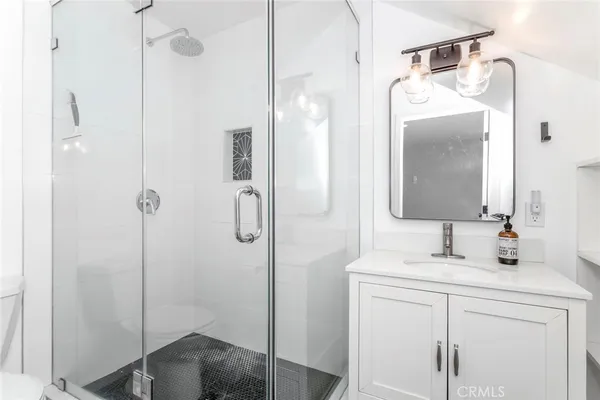 $9,500 | 1444 Stearns Drive, Los Angeles, CA 90035