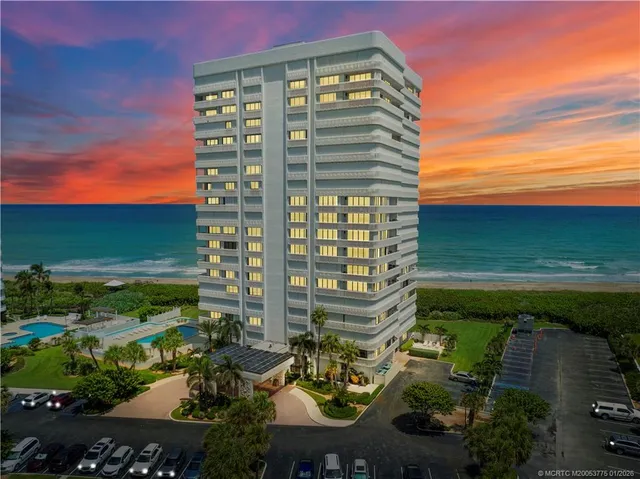 $5,500 | 9960 South Ocean Drive, Unit PH 4, Jensen Beach, FL 34957