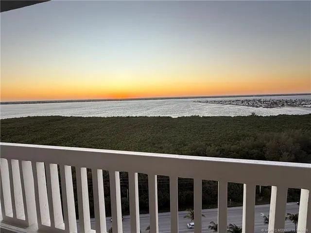 $5,500 | 9960 South Ocean Drive, Unit PH 4, Jensen Beach, FL 34957