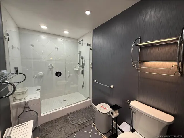 $5,500 | 9960 South Ocean Drive, Unit PH 4, Jensen Beach, FL 34957