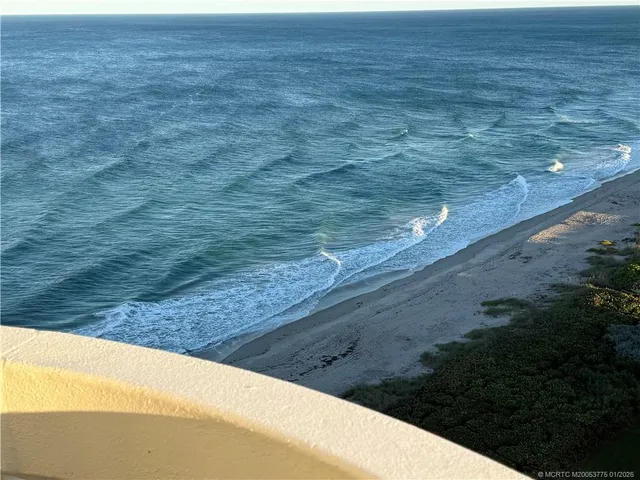 $5,500 | 9960 South Ocean Drive, Unit PH 4, Jensen Beach, FL 34957