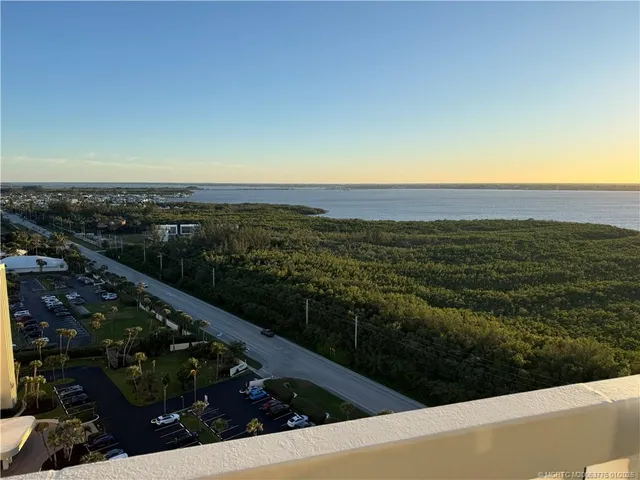 $5,500 | 9960 South Ocean Drive, Unit PH 4, Jensen Beach, FL 34957