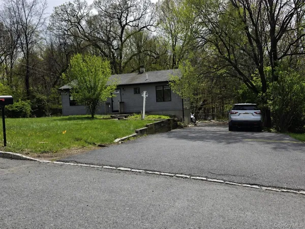$749,000 | 8 San Marcos Drive, Monroe, NY 10950