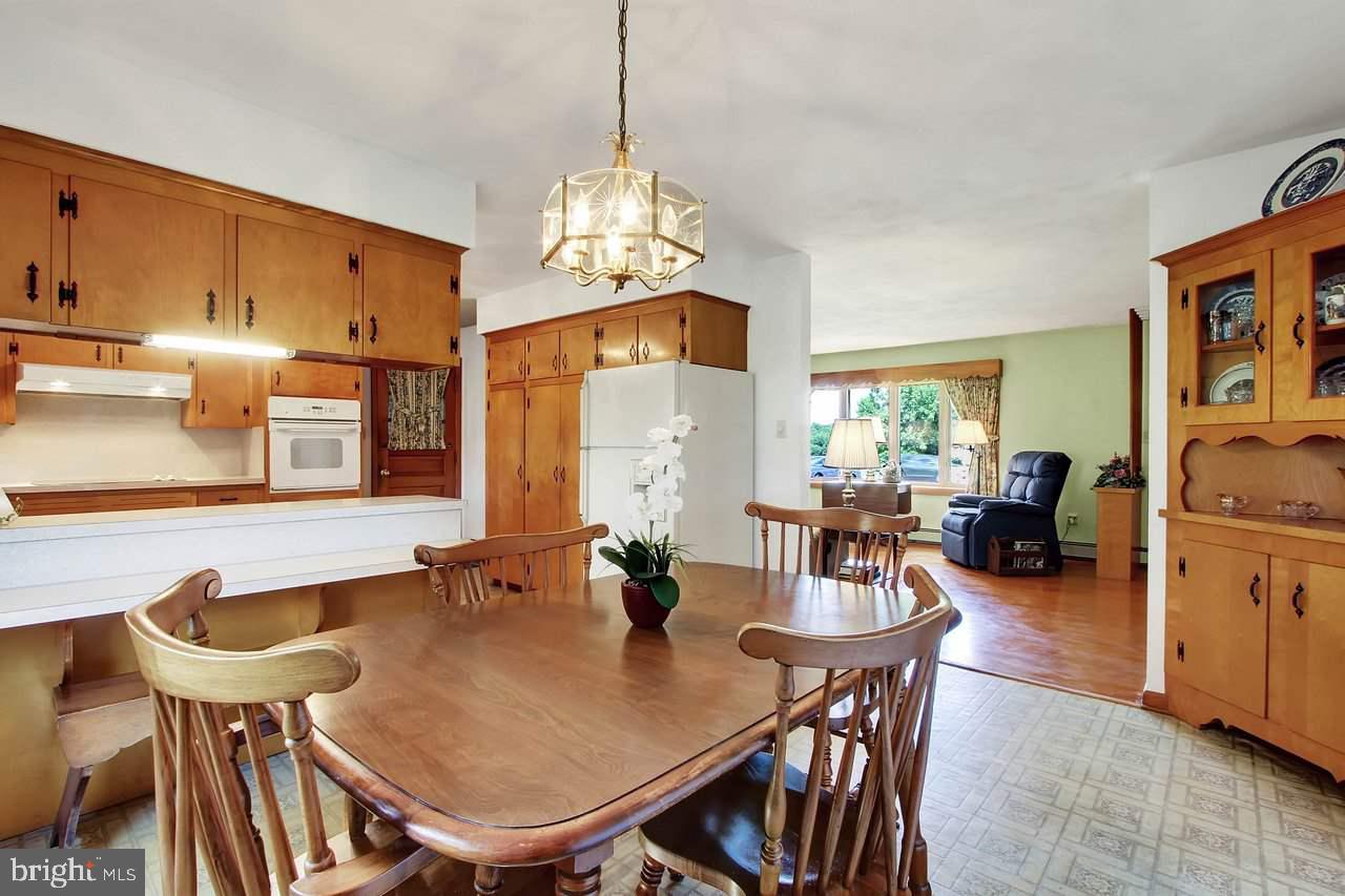 1305 Grandview Road Hanover, PA 17331 - Photo 6 of 25 Gallery Image 6
