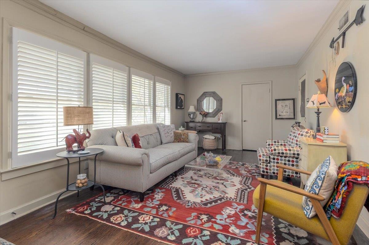 4910 Cole Road Memphis, TN 38117 - Photo 3 of 34
