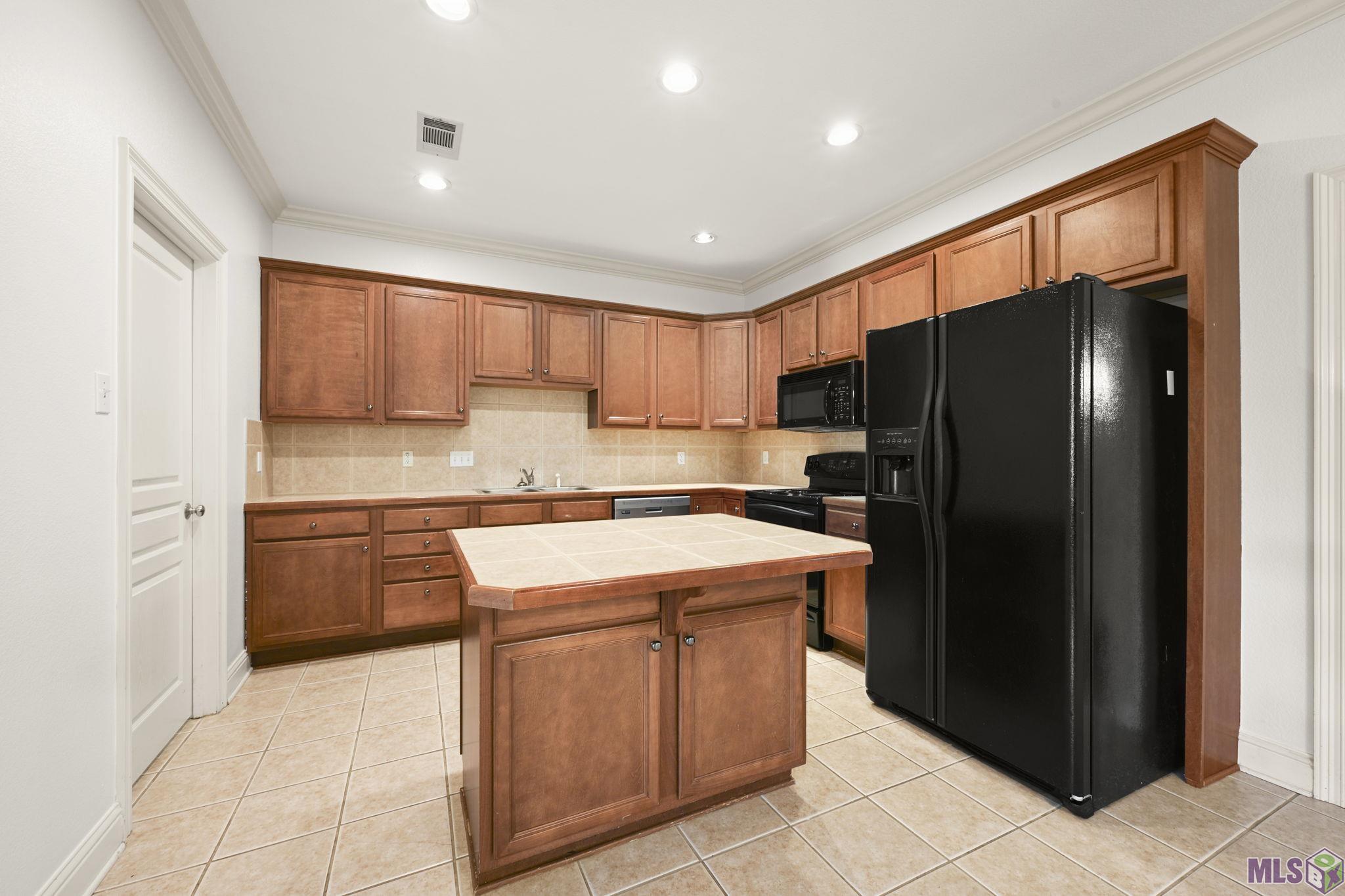 2956 Magazine Drive Baton Rouge, LA 70816 - Photo 8 of 15