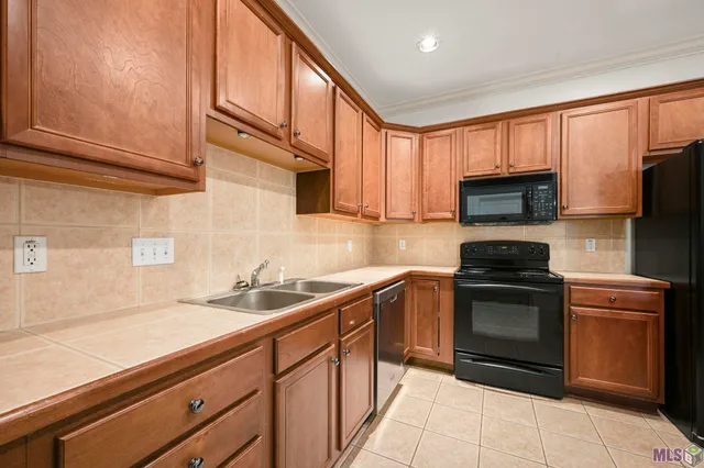 $216,000 | 2956 Magazine Drive, Baton Rouge, LA 70816