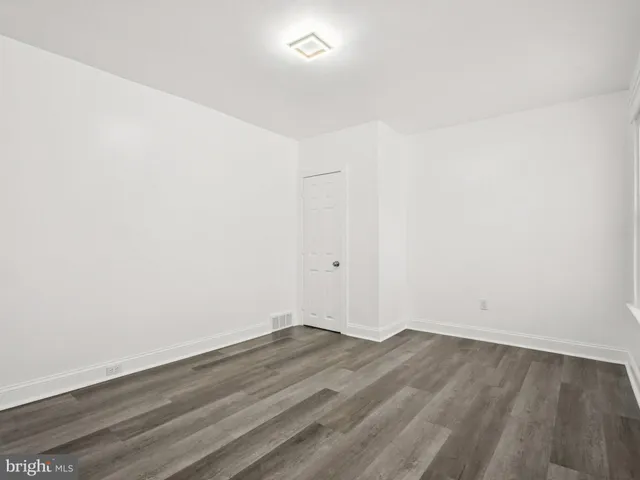 $250,000 | 1001 Sunset Street, Marcus Hook, PA 19061