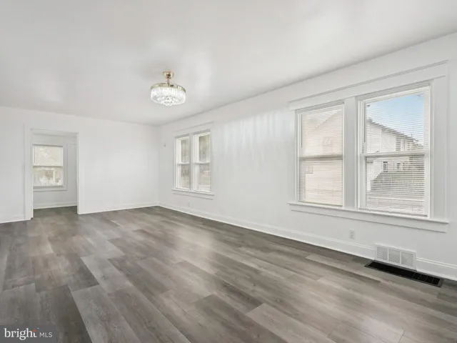 $250,000 | 1001 Sunset Street, Marcus Hook, PA 19061