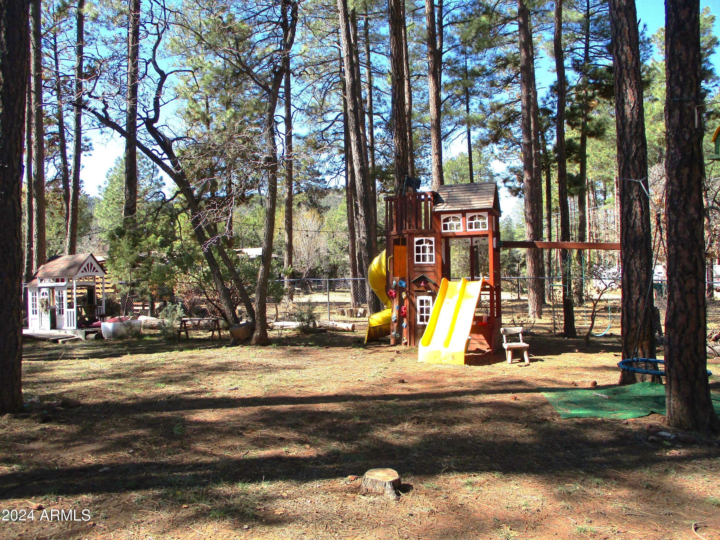 8539 Buffalo Road Strawberry, AZ 85544 - Photo 17 of 19 a view of a park with large trees