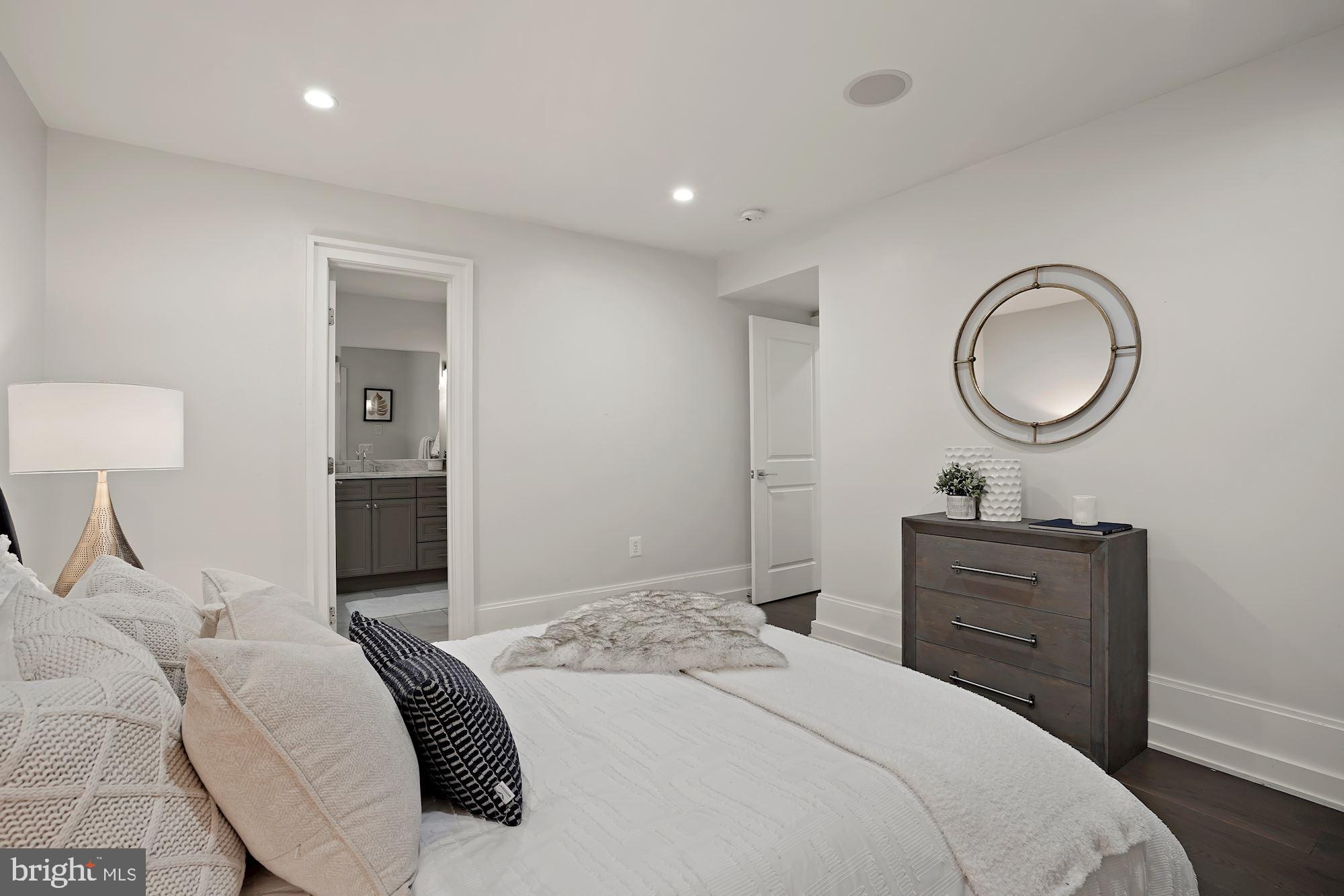 1459 S Street Northwest, Unit 1 Washington, DC 20009 - Photo 11 of 22