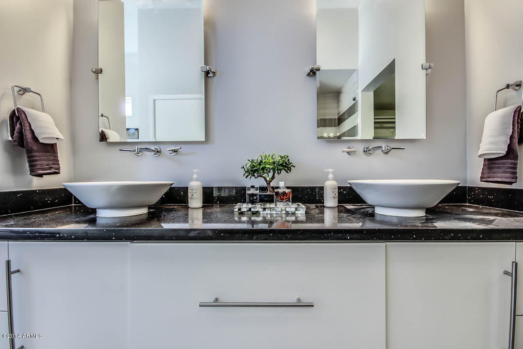 3402 East Sells Drive Phoenix, AZ 85018 - Photo 26 of 52 Sells-24