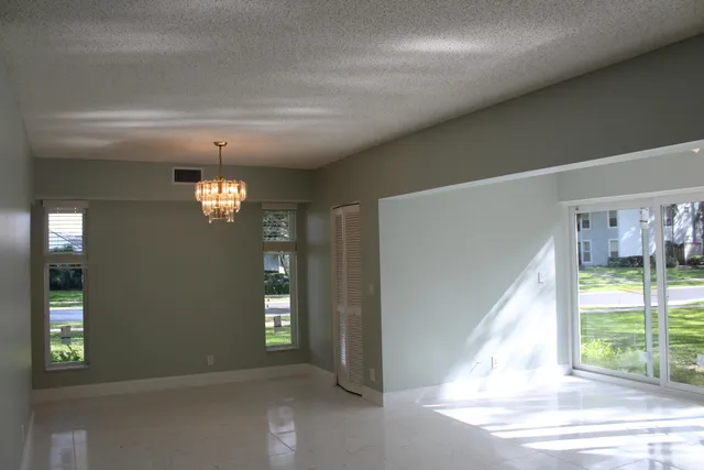 $2,699 | 6245 Old Court Road, Unit 101, Boca Raton, FL 33433