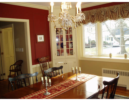 24 Van Greenby Road Lowell, MA 01851 - Photo 2 of 18 Gallery Image 2
