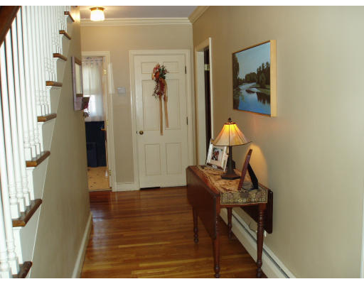 24 Van Greenby Road Lowell, MA 01851 - Photo 3 of 18 Gallery Image 3