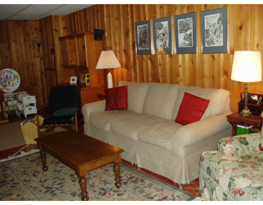 24 Van Greenby Road Lowell, MA 01851 - Photo 9 of 18 Gallery Image 9