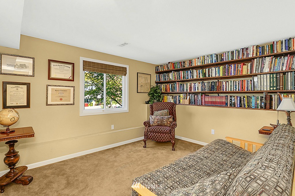 515 South 28th Place Renton, WA 98055 - Photo 16 of 21