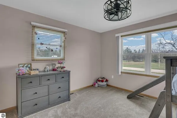 $469,000 | 8965 South 35 Road, Cadillac, MI 49601