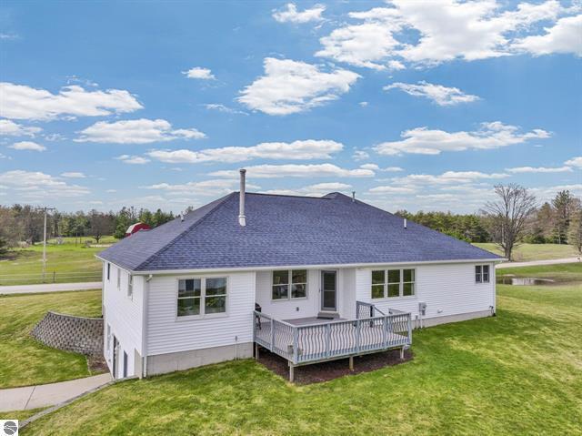 8965 South 35 Road Cadillac, MI 49601 - Photo 2 of 49 2