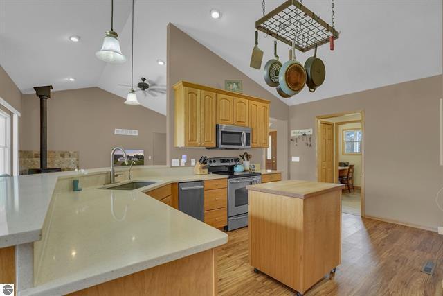 8965 South 35 Road Cadillac, MI 49601 - Photo 5 of 49 5