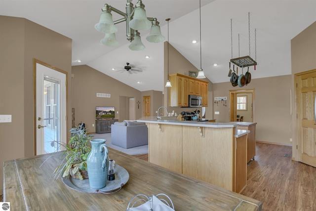 8965 South 35 Road Cadillac, MI 49601 - Photo 6 of 49 6