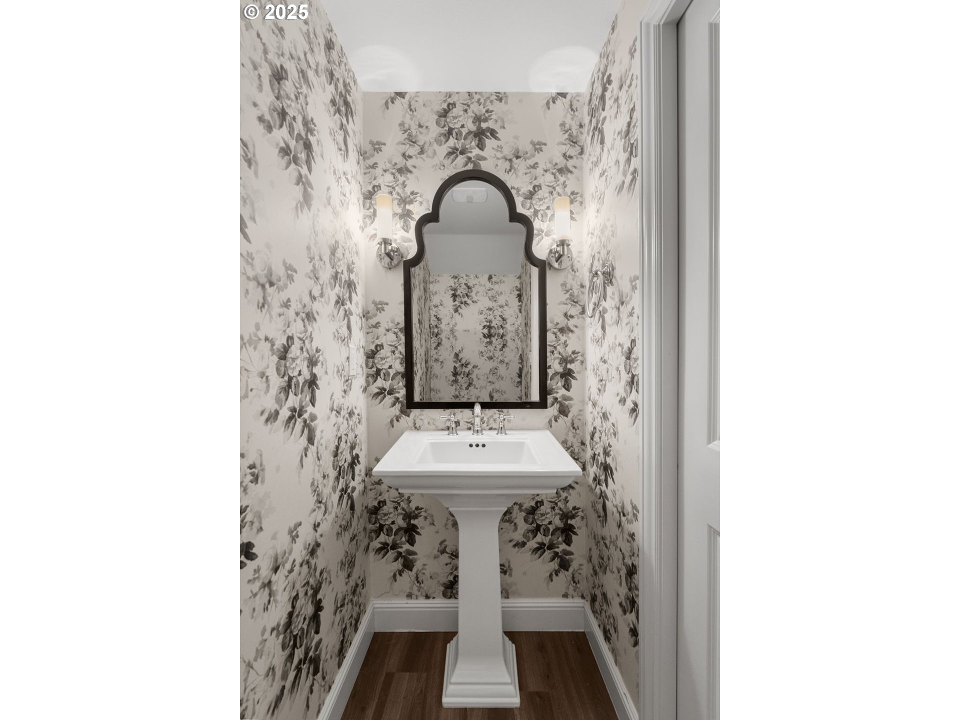 11675 Northwest West Road Portland, OR 97229 - Photo 20 of 39 Gallery Image 20