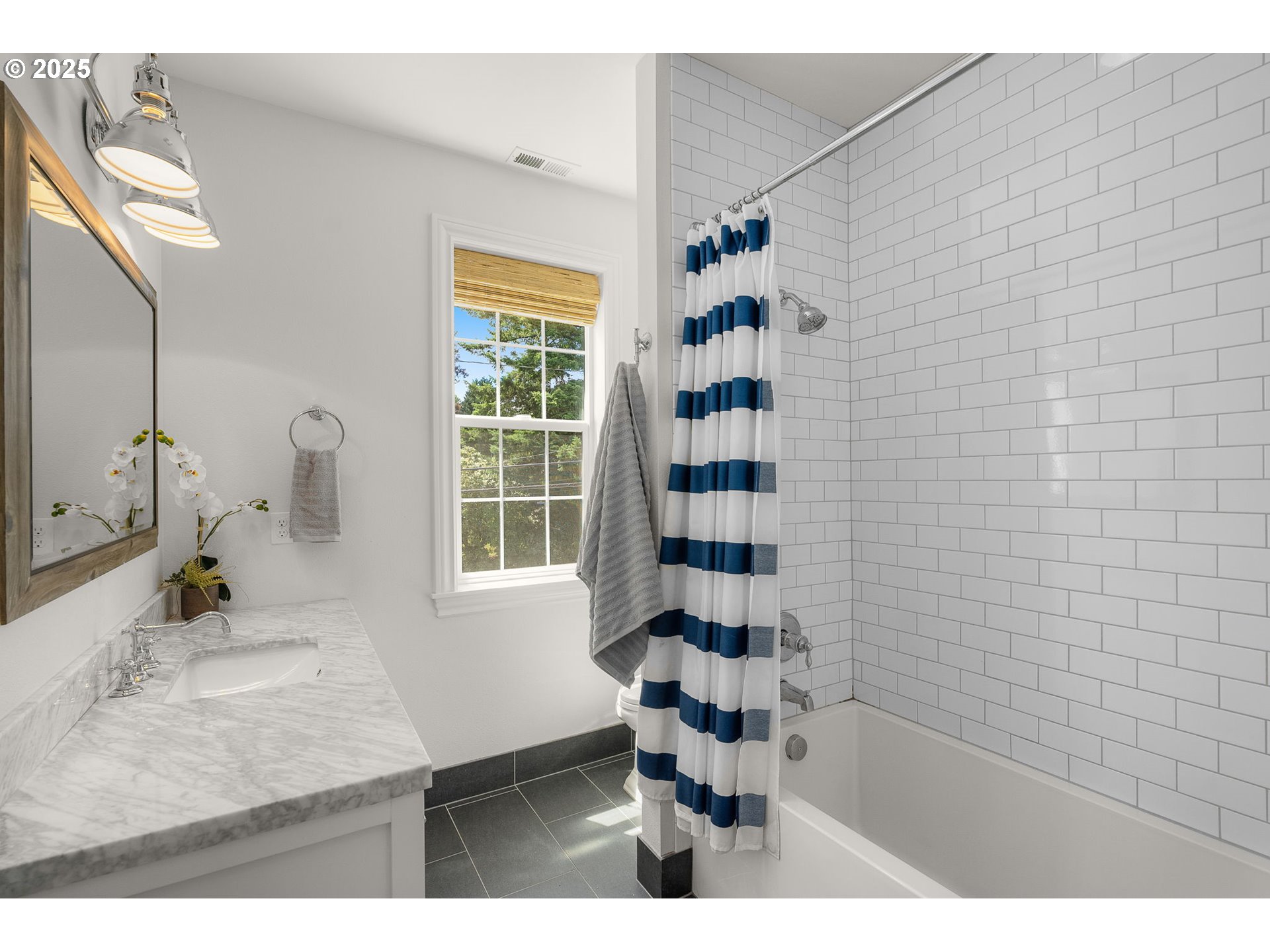 11675 Northwest West Road Portland, OR 97229 - Photo 27 of 39 Gallery Image 27