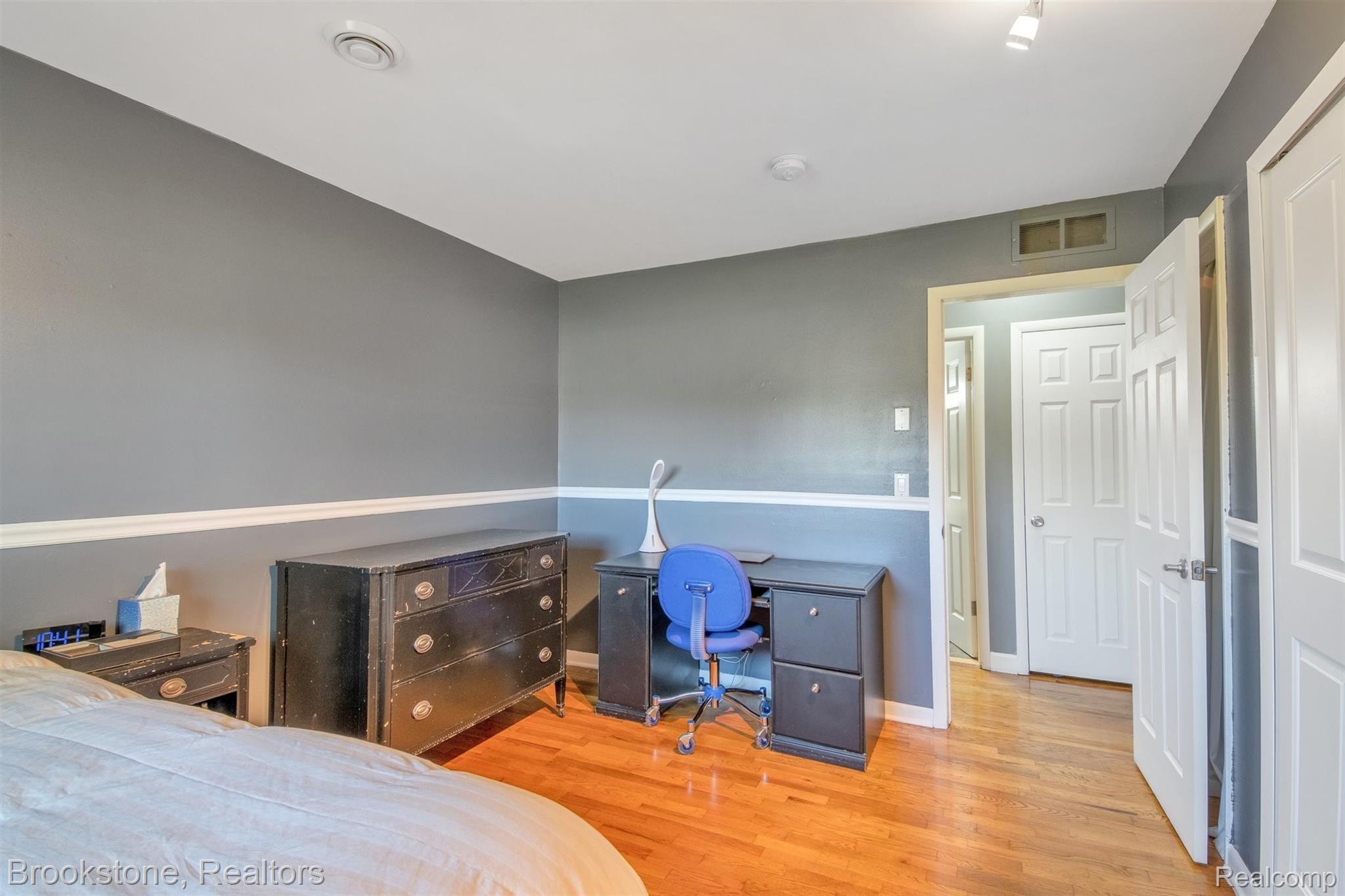 45310 West 10 Mile Road Novi, MI 48375 - Photo 24 of 49 24-45310 W 10 Mile Rd-Windowstill-Real-Estate-Photography-24.jpg