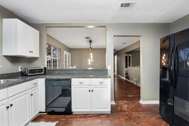 $275,000 | 4398 Cooper Lane, Holt, FL 32564