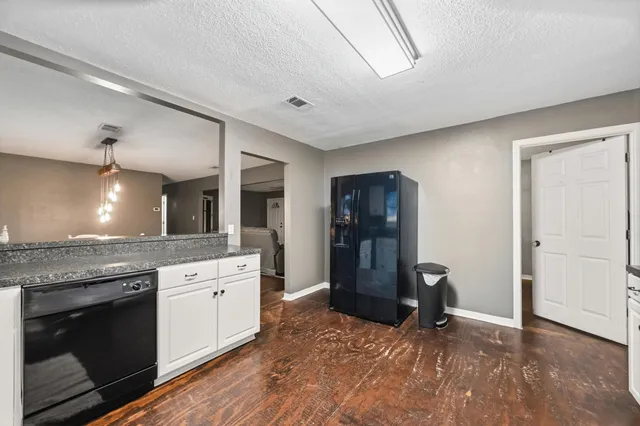 $275,000 | 4398 Cooper Lane, Holt, FL 32564