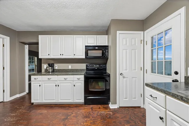 $275,000 | 4398 Cooper Lane, Holt, FL 32564