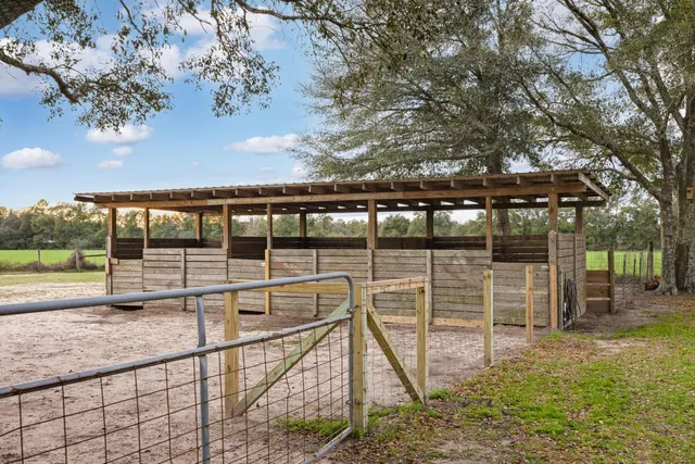 $275,000 | 4398 Cooper Lane, Holt, FL 32564