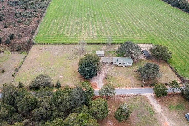 $275,000 | 4398 Cooper Lane, Holt, FL 32564