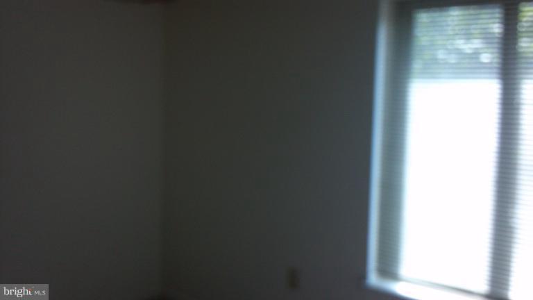 10547 Twin Rivers Road, Unit C1 Columbia, MD 21044 - Photo 2 of 6 a close up of a window