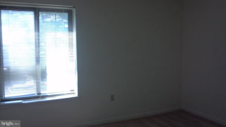 10547 Twin Rivers Road, Unit C1 Columbia, MD 21044 - Photo 5 of 6 a small space with a window