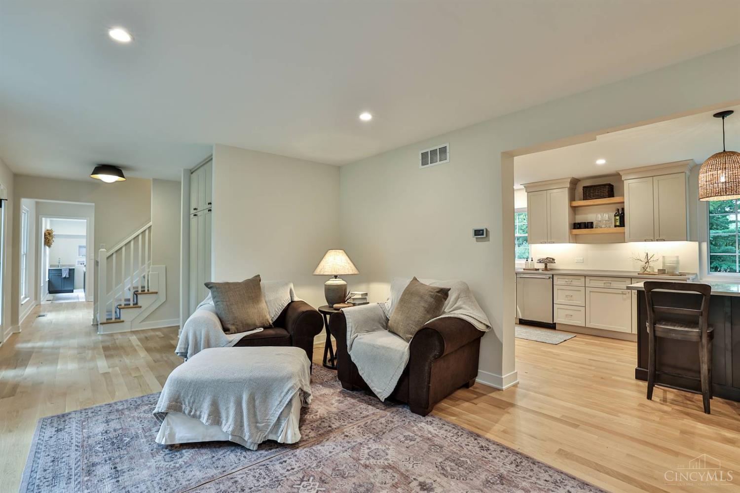 8765 Weller Road Cincinnati, OH 45249 - Photo 9 of 63