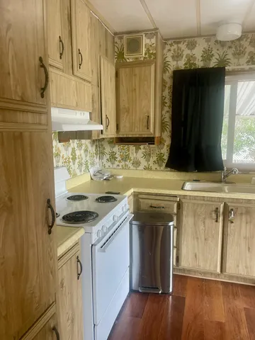 a view of empty room