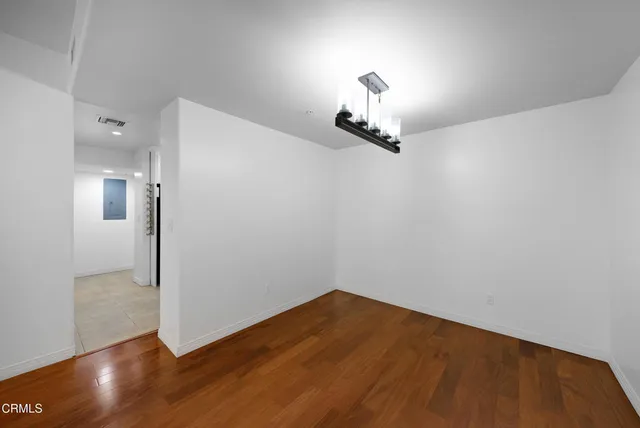 $4,300 | 4732 Radford Avenue, Unit 8, Valley Village, CA 91607