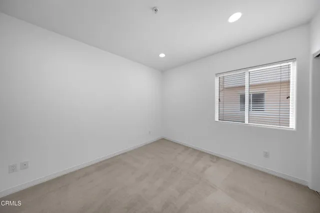 $4,300 | 4732 Radford Avenue, Unit 8, Valley Village, CA 91607