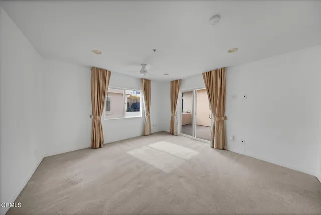 $4,300 | 4732 Radford Avenue, Unit 8, Valley Village, CA 91607