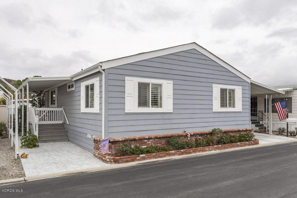 195 Tierra Rejada Road, Unit 117 Simi Valley, CA 93065 - Photo 1 of 34 TierraRejada_Low-1