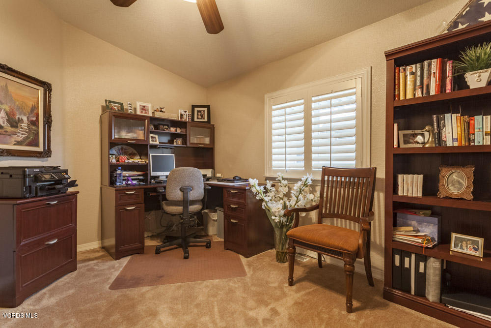 195 Tierra Rejada Road, Unit 117 Simi Valley, CA 93065 - Photo 12 of 34 TierraRejada_Low-26