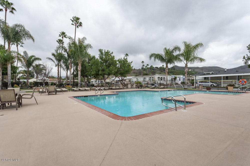195 Tierra Rejada Road, Unit 117 Simi Valley, CA 93065 - Photo 18 of 34 TierraRejada_Low-8