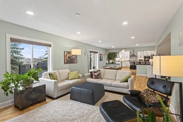 $799,000 | 3308 Wild Horse Pass Northwest, Prior Lake, MN 55372