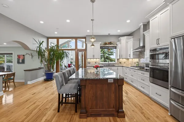 $799,000 | 3308 Wild Horse Pass Northwest, Prior Lake, MN 55372