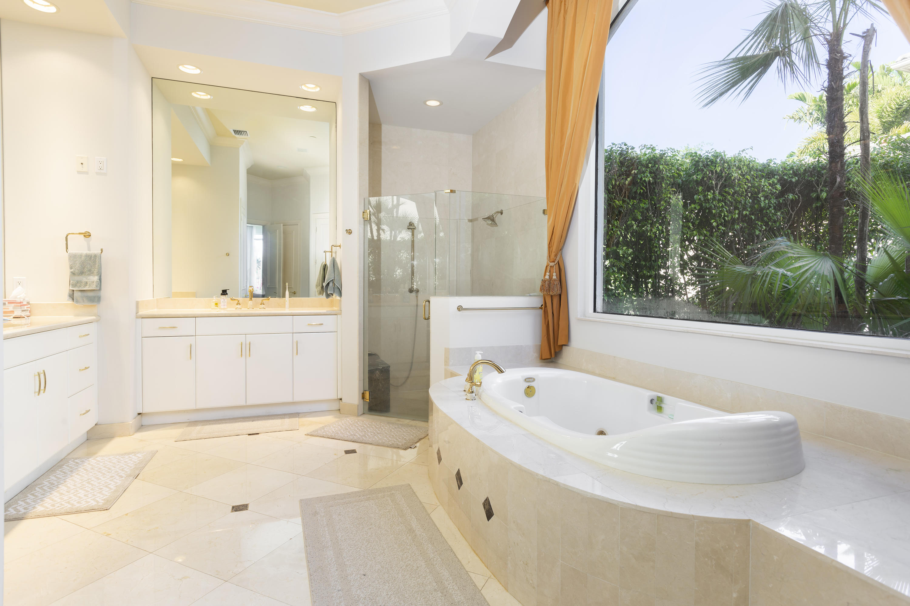 17706 Middlebrook Way Boca Raton, FL 33496 - Photo 11 of 62 Masterbath