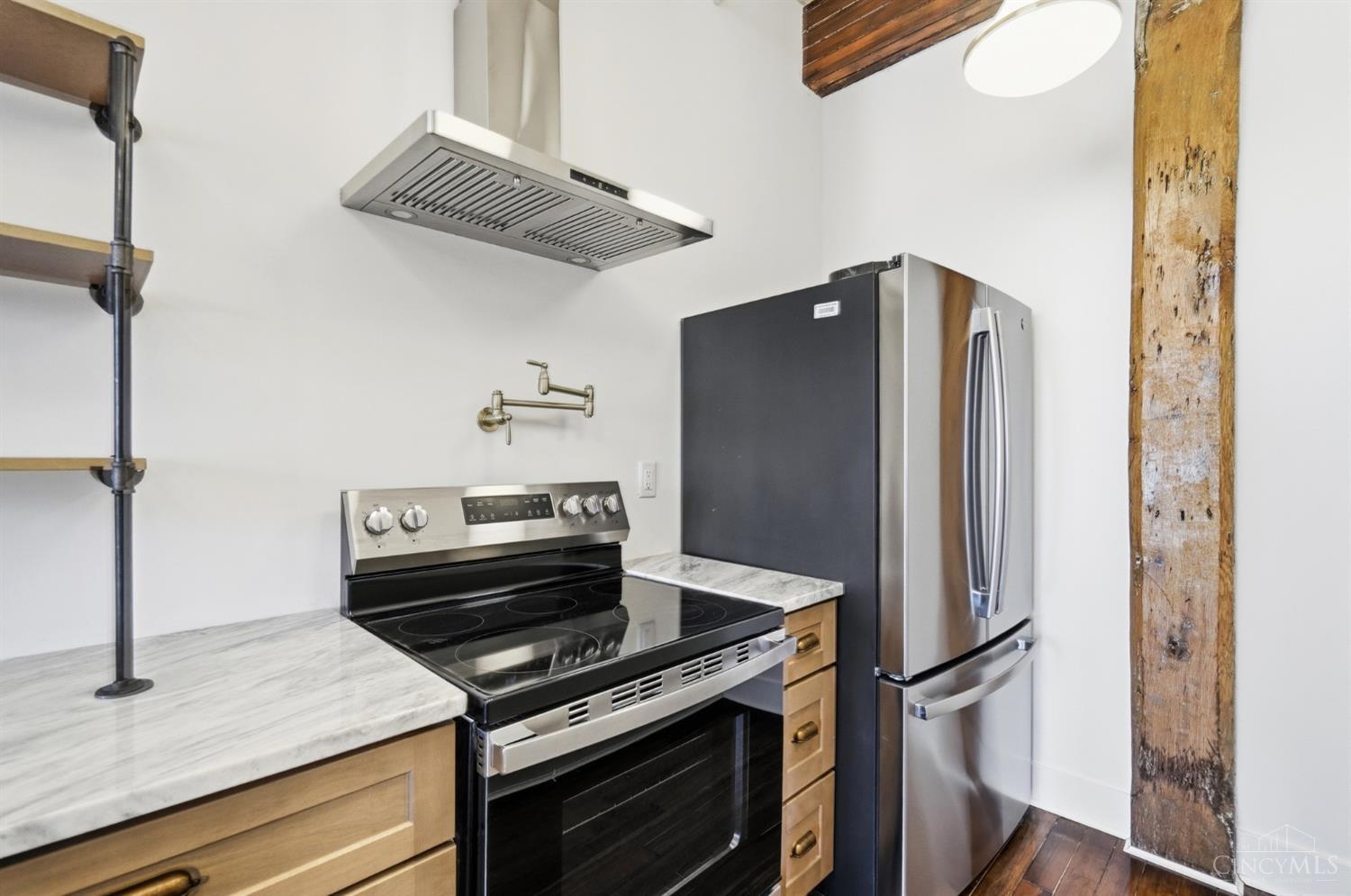 607 Main Street, Unit 10 Cincinnati, OH 45202 - Photo 8 of 37