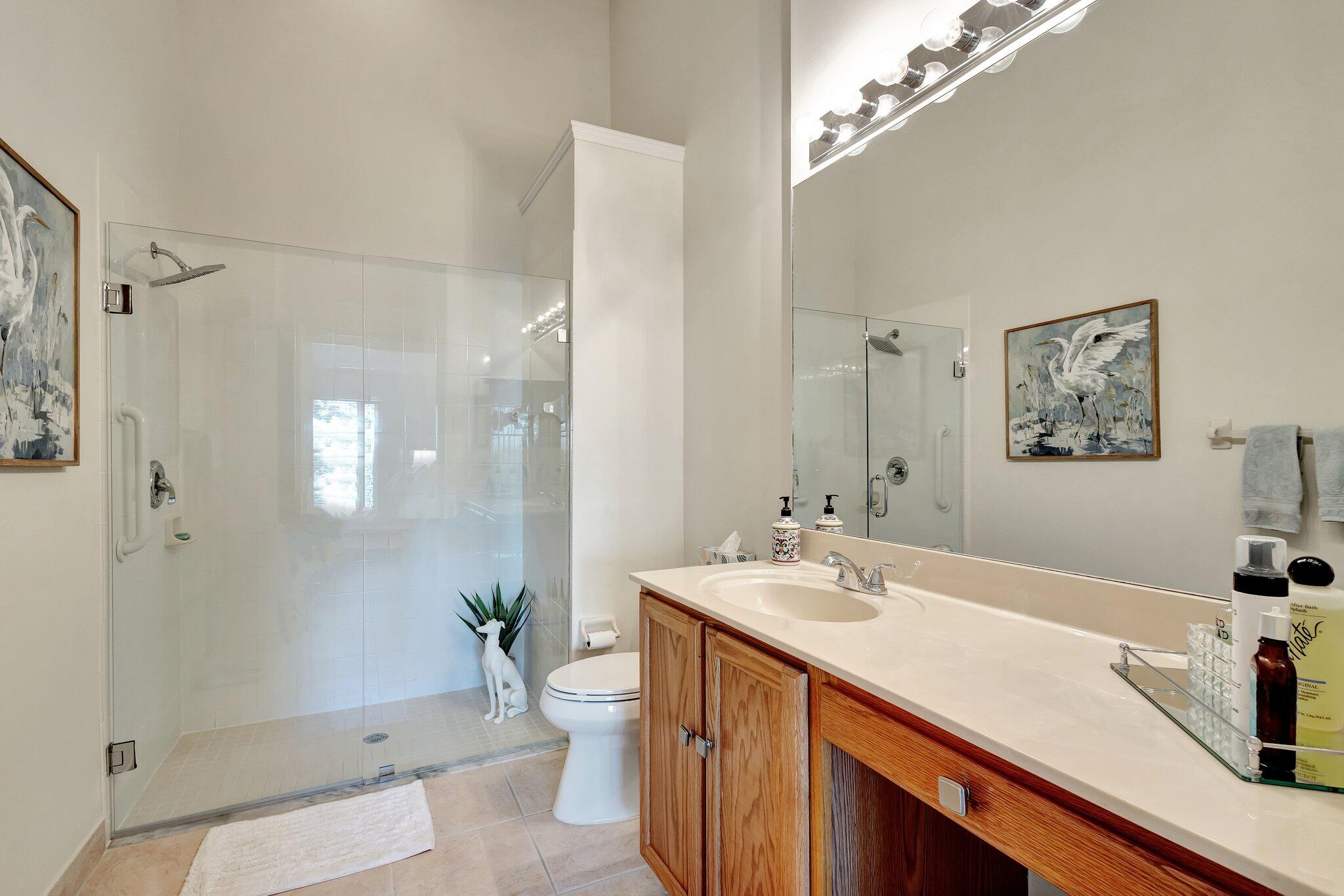 5145 Toscana Trail Boynton Beach, FL 33437 - Photo 13 of 37 Primary enSuite