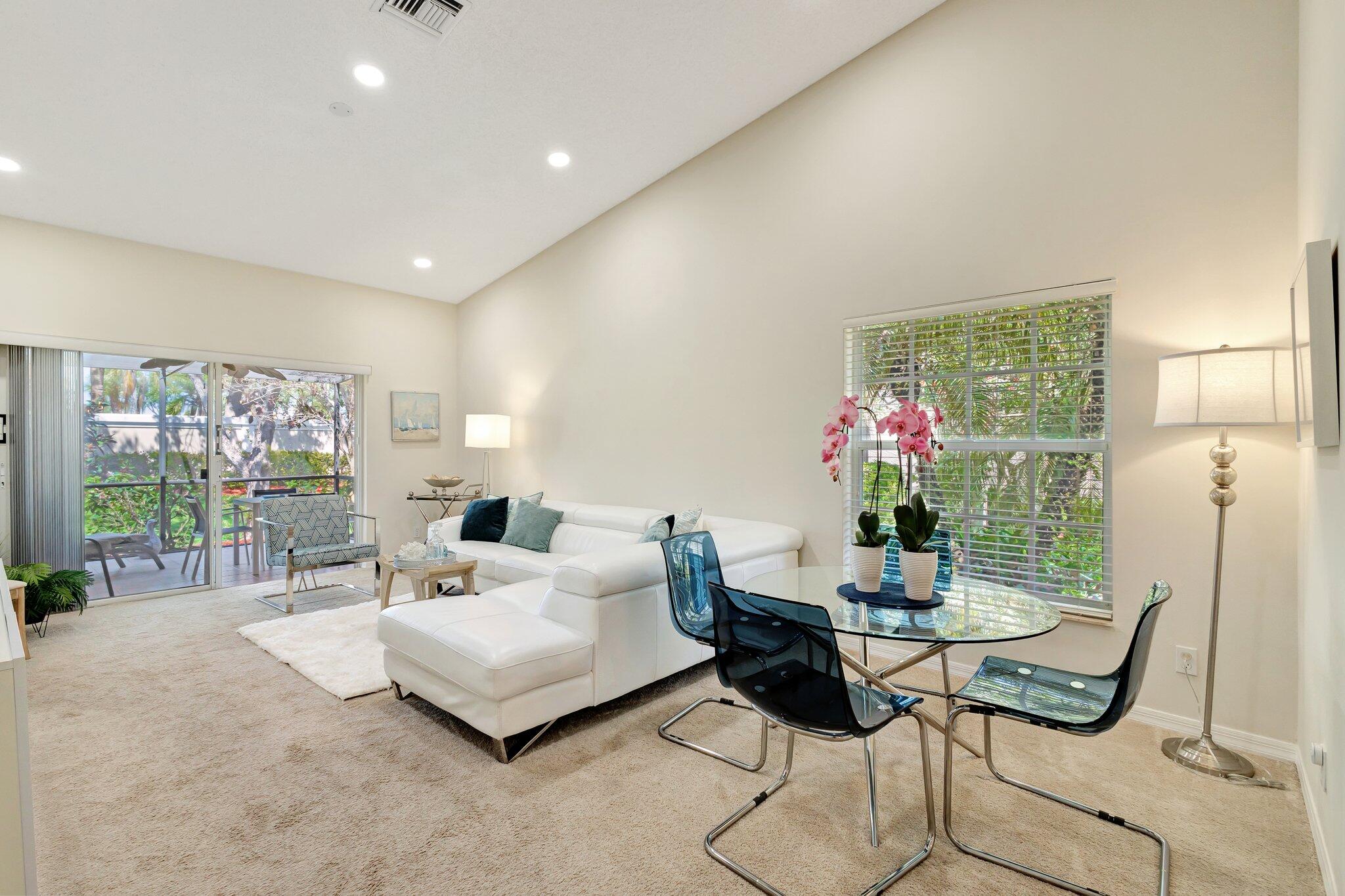 5145 Toscana Trail Boynton Beach, FL 33437 - Photo 3 of 37 Living & Dining Room